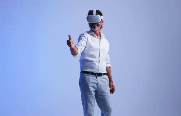 istock Closing business deals in the metaverse 1432216272