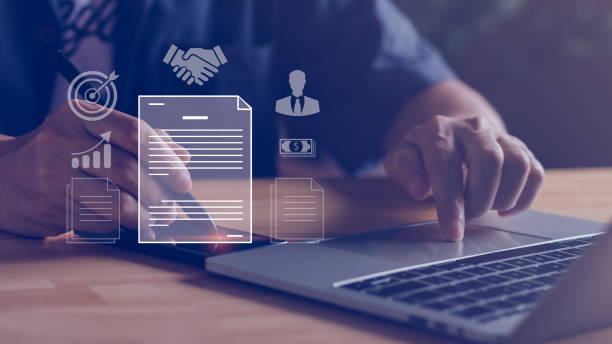 istock Online contract with digital pen in smart phone 1432221010