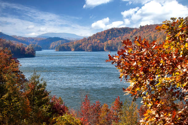 istock Scenic Landscape in Fall in North Carolina 1432293000