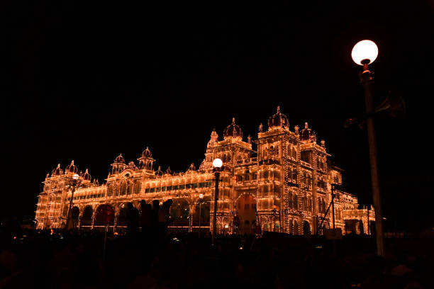 istock Mysore Palace lighted up on Dusshera Festival 1432296380