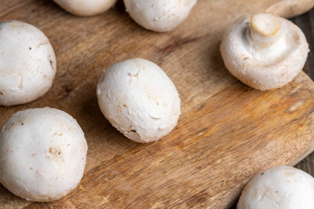 istock ripe whole mushrooms for cooking 1432383893