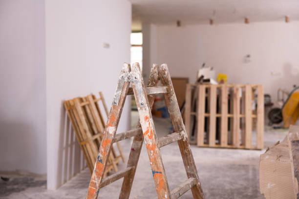 istock Stepladder and other repair tools in repaired room 1432408860
