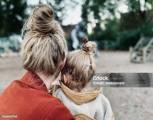 Look Alike Aunt And Niece Stock Photo - Download Image Now - Mother, Daughter, Aunt