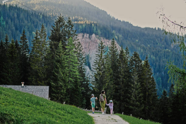 istock Mother with kids at Vorderer Gosausee, Gosau, Upper Austria. 1432447393