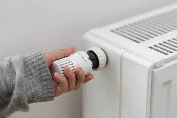 istock The thermostat regulating the radiator temperature is set to the maximum mode 1432469846