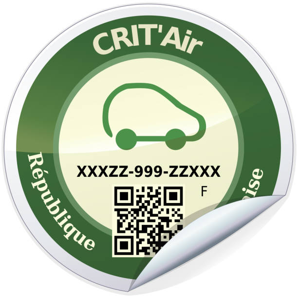 Green crit'air sticker (isolated) Round sticker of a green crit'air label, zero emission classification label for vehicles in France zero emission vehicle stock illustrations