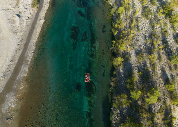 rafting no rio manavgat, koprulu canyon manavgat, antalya turkey - waterfall antalya turkey forest - fotografias e filmes do acervo