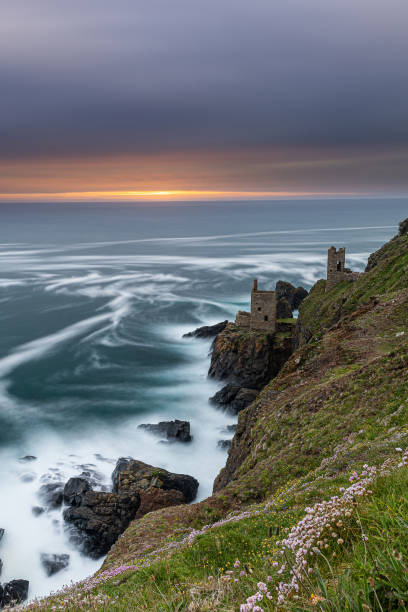 istock Crowns Engine Houses at sunset, Botallack Mines, Cornwall, United Kingdom 1432651395