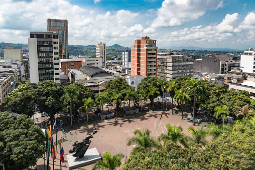 The Plaza de Bolívar de Pereira is the point where the city center converges, one of the most important places for Pereirans and the most recognized site by tourists and locals. This Plaza is located between Carreras 7 and 8 with Calles 19 and 20.\n\nFormerly the square was the main frame from where the town originated, around it were the houses of the most influential people, the Church and the streets of the town, generating there a social and commercial dynamic that is still in force
