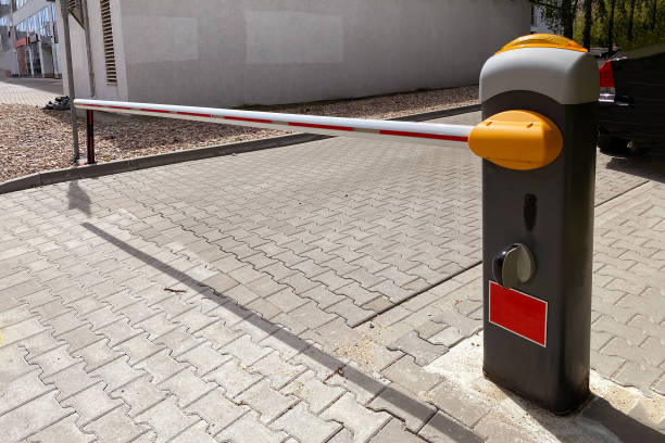 istock Automatic barrier that closes the passage to paid parking 1432667778