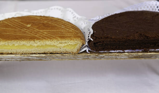 typical basque cake - álava imagens e fotografias de stock