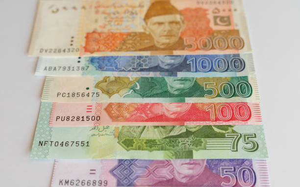 istock Pakistan banknote set included a 75 rupees new commemorative notes 1432761344