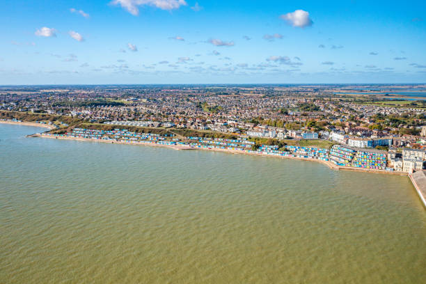 istock Walton-on-the-Naze seafront 1432806417