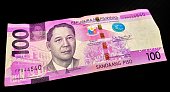 nahaufnahme-einer-hundert-philippinischen-peso-banknote.jpg?b=1&s=170x170&k=20&c=SKdTPXhS8ZvHQTc4PZSFVHIW3CCGog6eWQw9I8wkGmg=