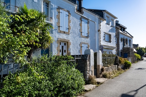 Brittany, Ile aux Moines island in the Morbihan gulf, small street and typical house in the village