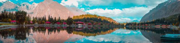 istock Colours of Shangrila 1432838892