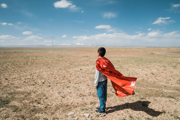 istock Young superman looking and contemplating  at Hoh Xil 1432854569