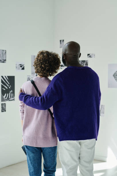istock Mutiethnic couple having date at gallery 1432867791