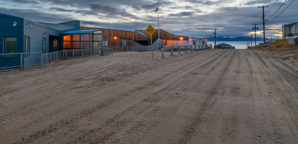 istock Public School at Pond Inlet 1432921568