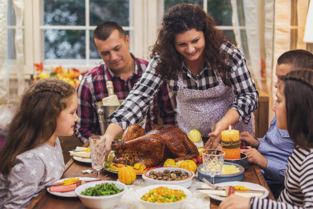 istock Serving Stuffed Turkey for Thanksgiving Day 1432953804