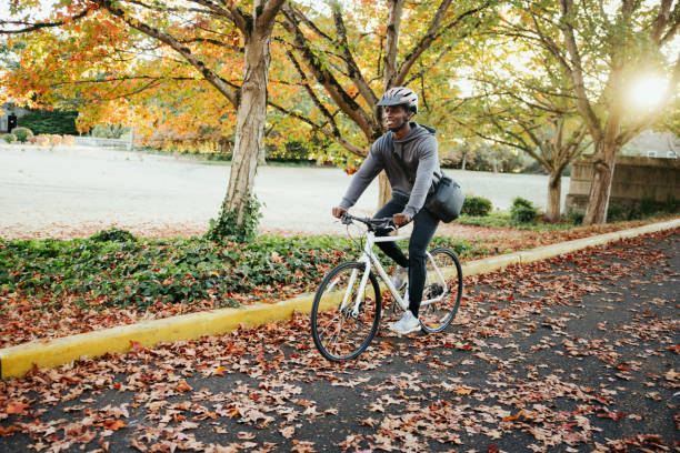 istock Cyclist Riding Bike in City Setting 1433006381