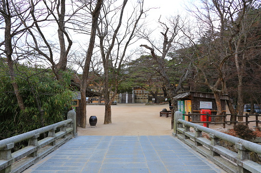 This is the scenery of the Haetal Bridge at the pond of Bulguksa Temple in Gyeongju, South Korea.