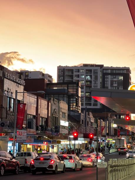 istock Busy Street 1433041811