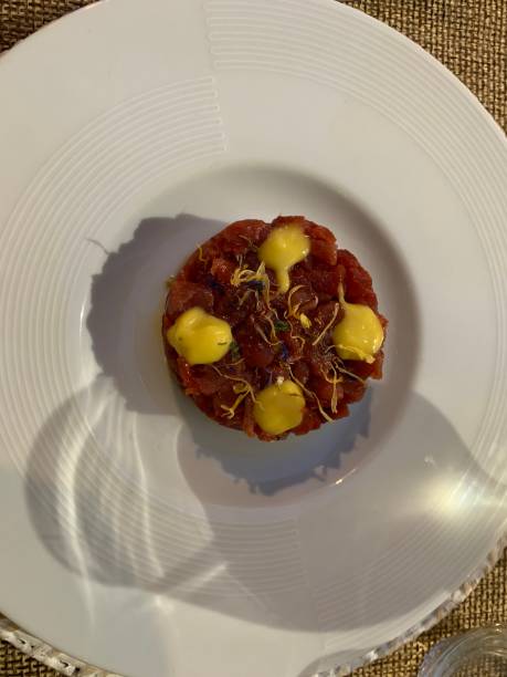 istock tuna tartare 1433150761