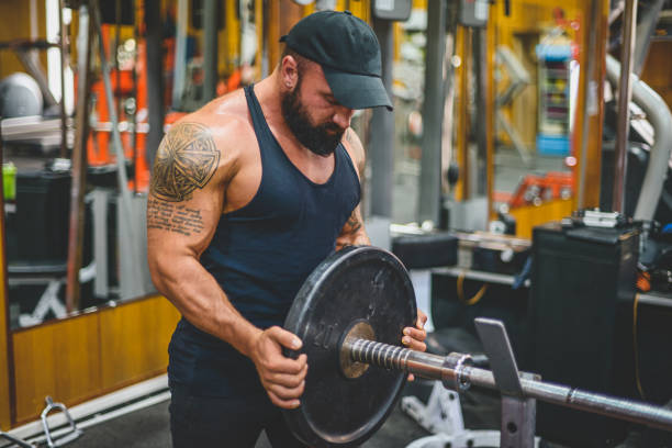 istock man in the gym 1433157971