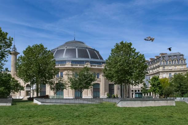 istock Paris, the Bourse du commerce, beautiful building 1433175752