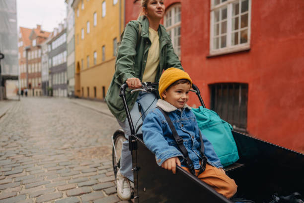 istock On our way to the kindergarten 1433186889