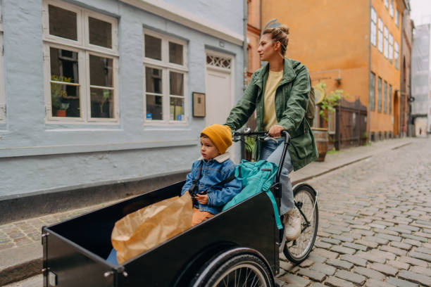 istock On our way to the kindergarten 1433186899