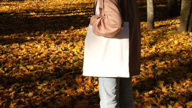 istock White shopper. Fashion bag template. 1433279107