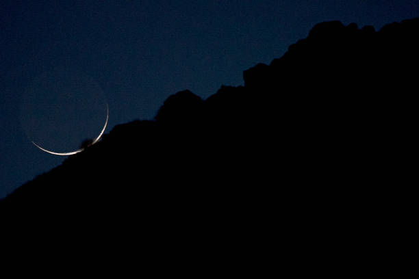 istock Crescent of Moon Waxing or Waning 1433284059