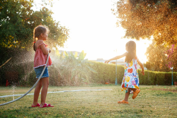 istock Splashing in the yard 1433321047