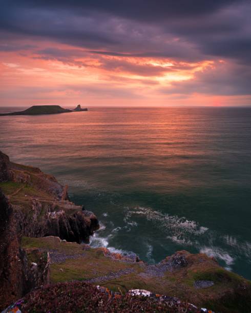 istock Mesmerizing scenery of a landscape during the sunset 1433347061