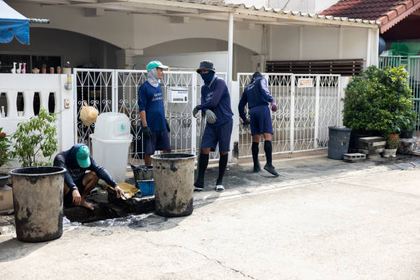 October 13, 2022, Bangkok, Thailand Corrections Department employee and prisoners to dig sewers to prevent flooding stock photo
