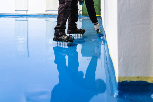 istock Self leveling blue epoxy floor in the gym 1433394054