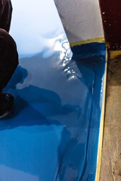 istock Self leveling blue epoxy floor in the gym 1433394242