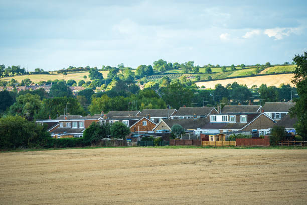 cenário de desenvolvimento rural em northampton, na inglaterra reino unido - northamptonshire - fotografias e filmes do acervo