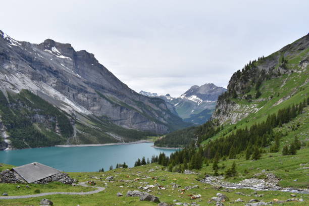 istock Oeschinen 1433400195