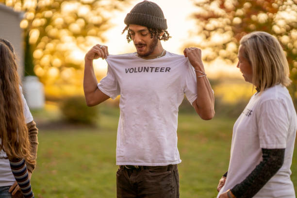 istock Putting on Volunteer Gear 1433431054