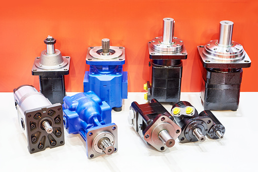 Hydraulic motors and pumps on exhibition