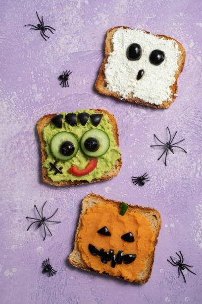 istock Fun Halloween monster toasts 1433541297