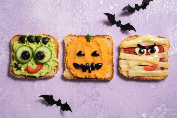 istock Fun Halloween monster toasts 1433541306