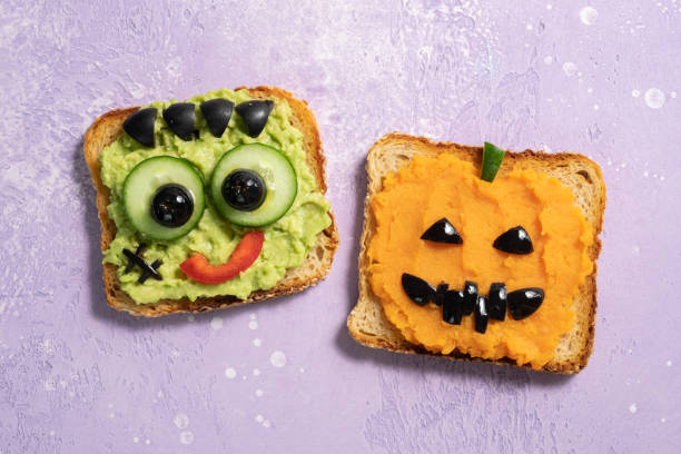 istock Fun Halloween monster toasts 1433541323