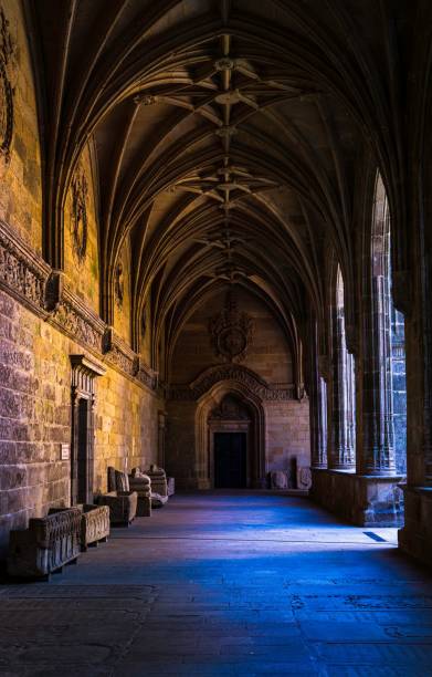 istock Vertical of the arches in a monastery interior 1433563641