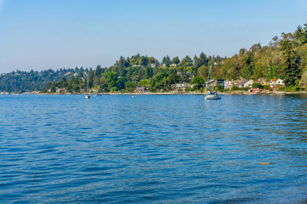 istock Waterfront Homes And Boat 6 1433629844