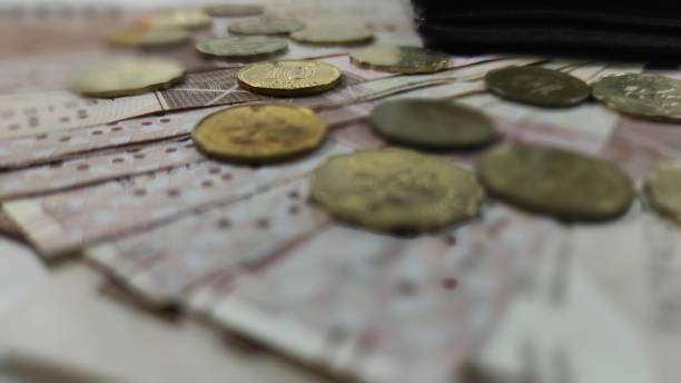 istock Hong Kong dollar banknote on blurred background 1433630574
