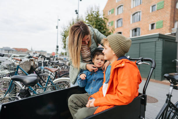 istock Put your cycling helmet on! 1433640580